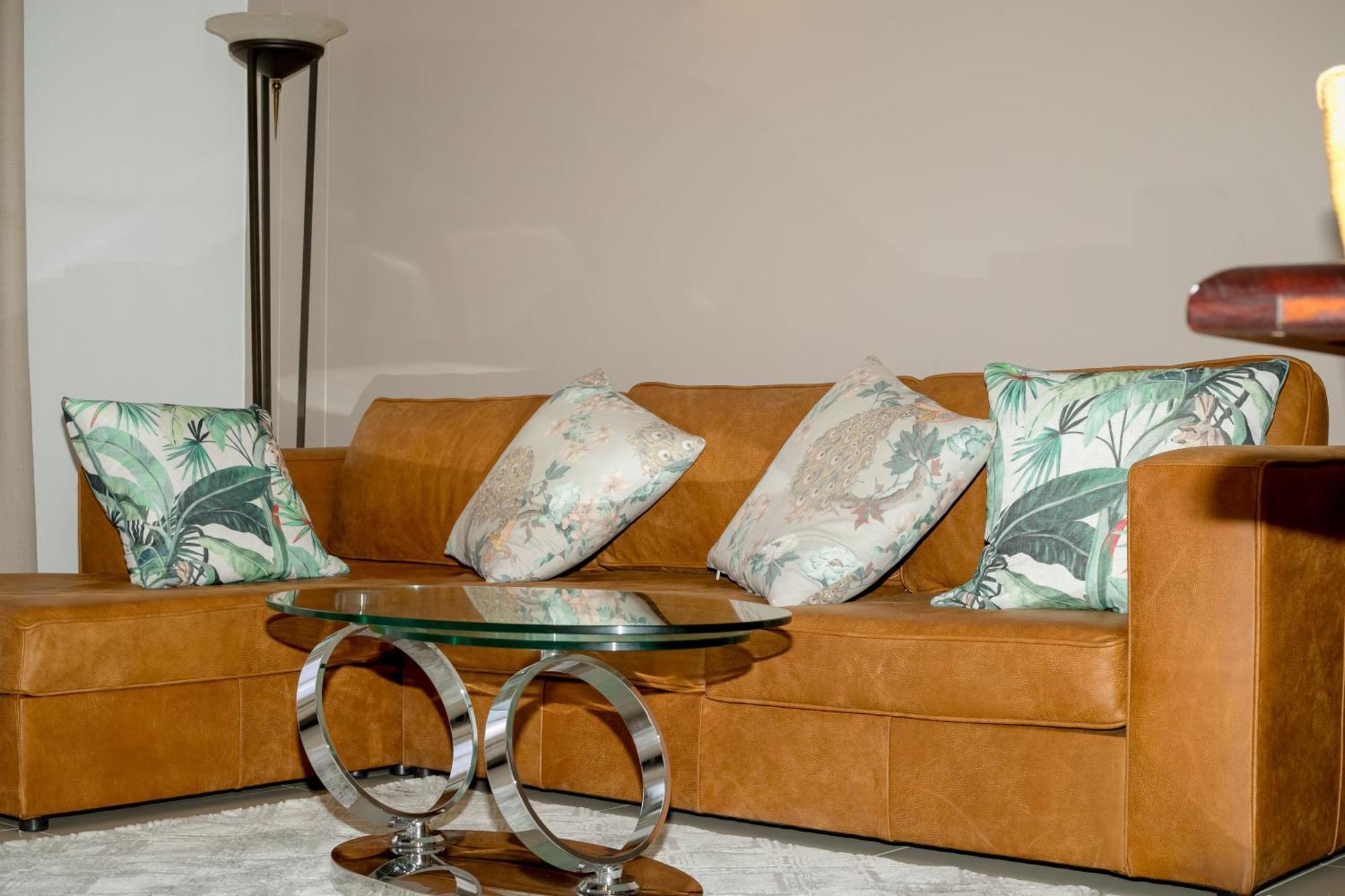 Urban Oasis Apartments At Hidas Виндхук Экстерьер фото