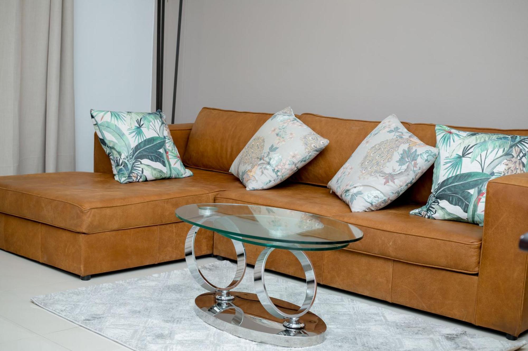 Urban Oasis Apartments At Hidas Виндхук Экстерьер фото