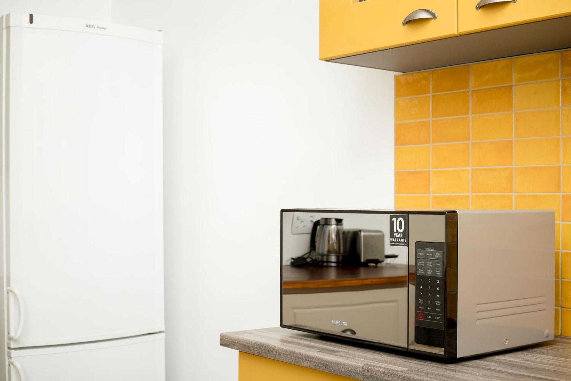 Urban Oasis Apartments At Hidas Виндхук Экстерьер фото